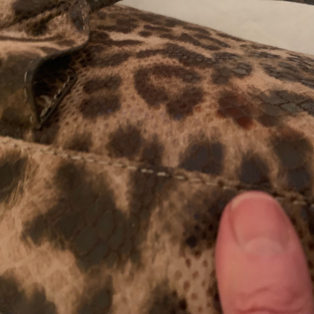 Guess purse - Picture 7 of 10